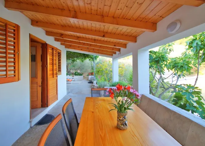 Getaway House * فيلا لوكا